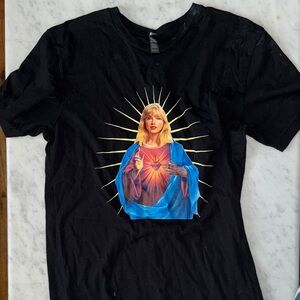 Taylor Swift Black Graphic Women's Tee with Blue and Red Design